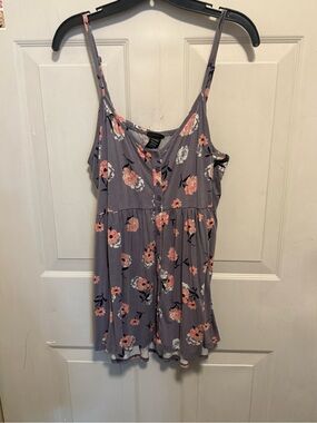 Torrid Babydoll Button Front Gray-Purple floral size 2X
